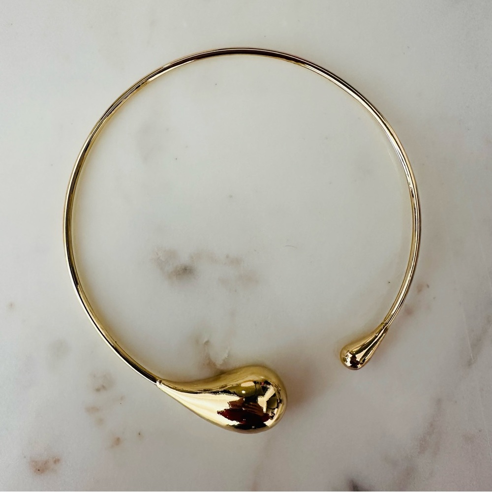 New Drop Shaped Open Gold Metal Choker Necklace - Picture 12 of 12